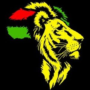 Meet your Posher, Tee